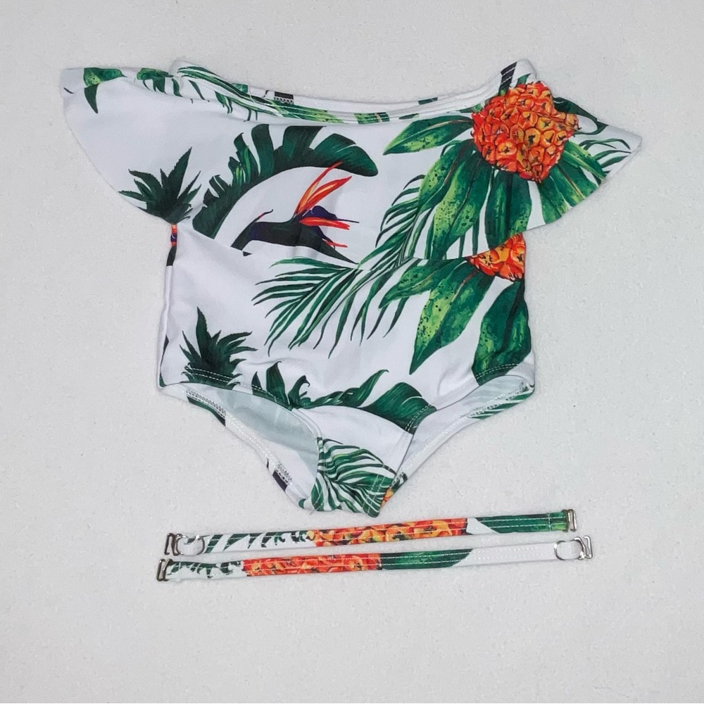 Bathing suit